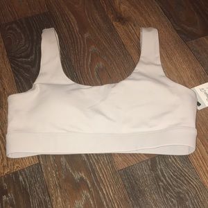 NWT P’tula Sports Bra Large